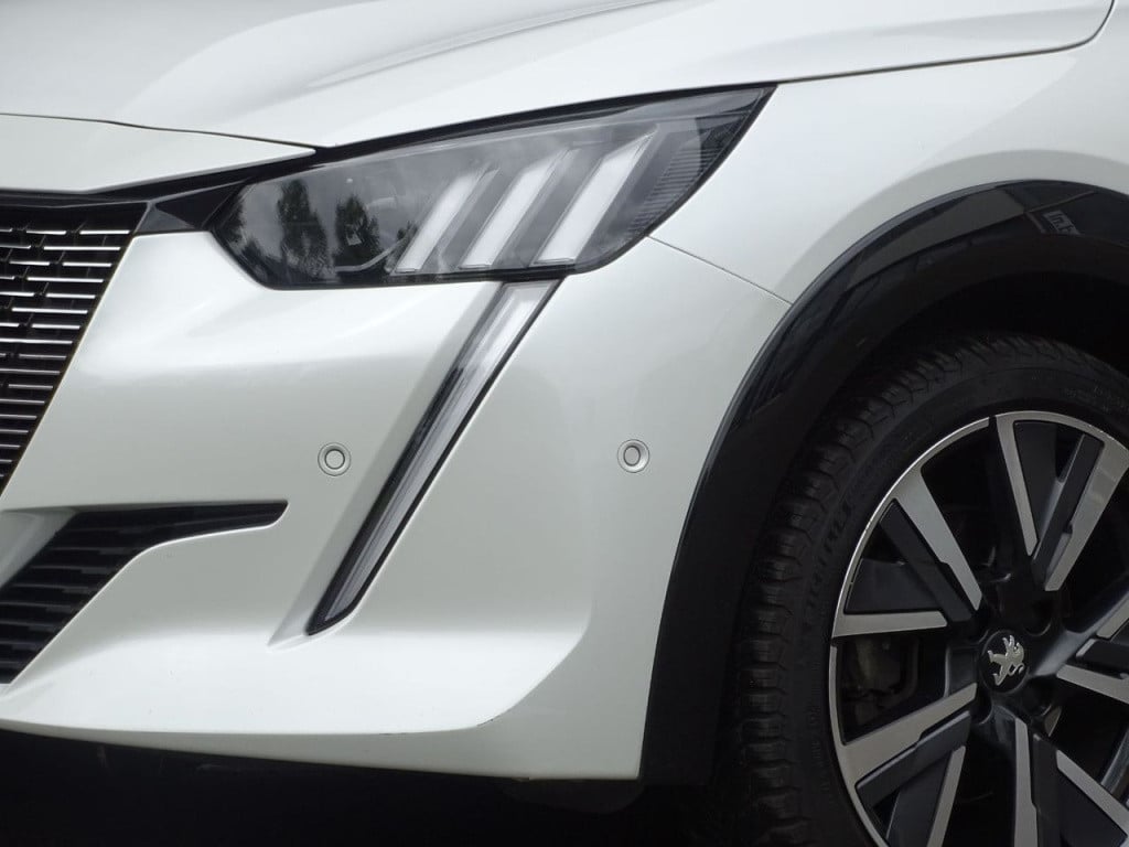 Peugeot 208 1.2 puretech gt-line automaat | pano | stoelverwarming