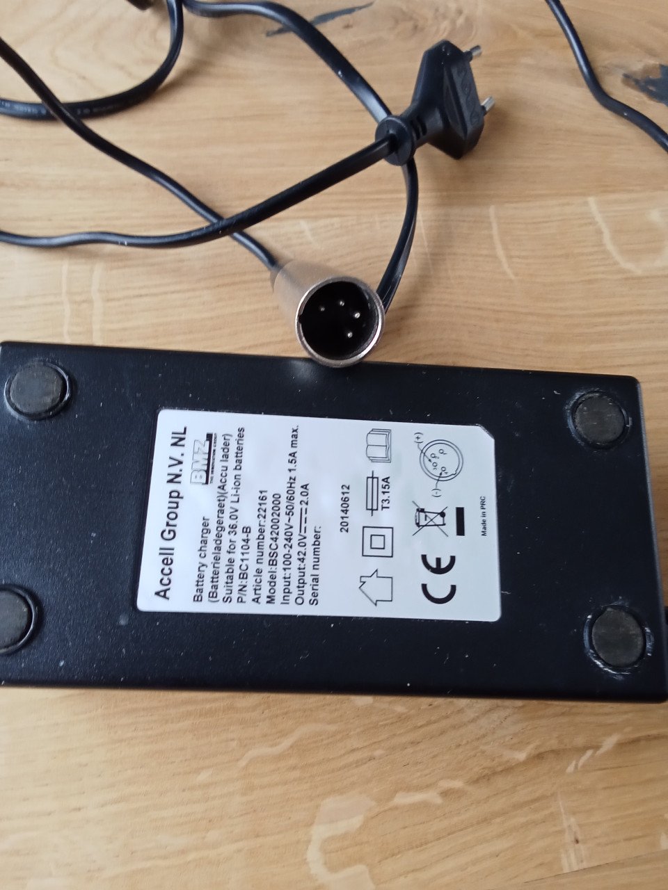 E-bike accu, oplader en fietsdisplay