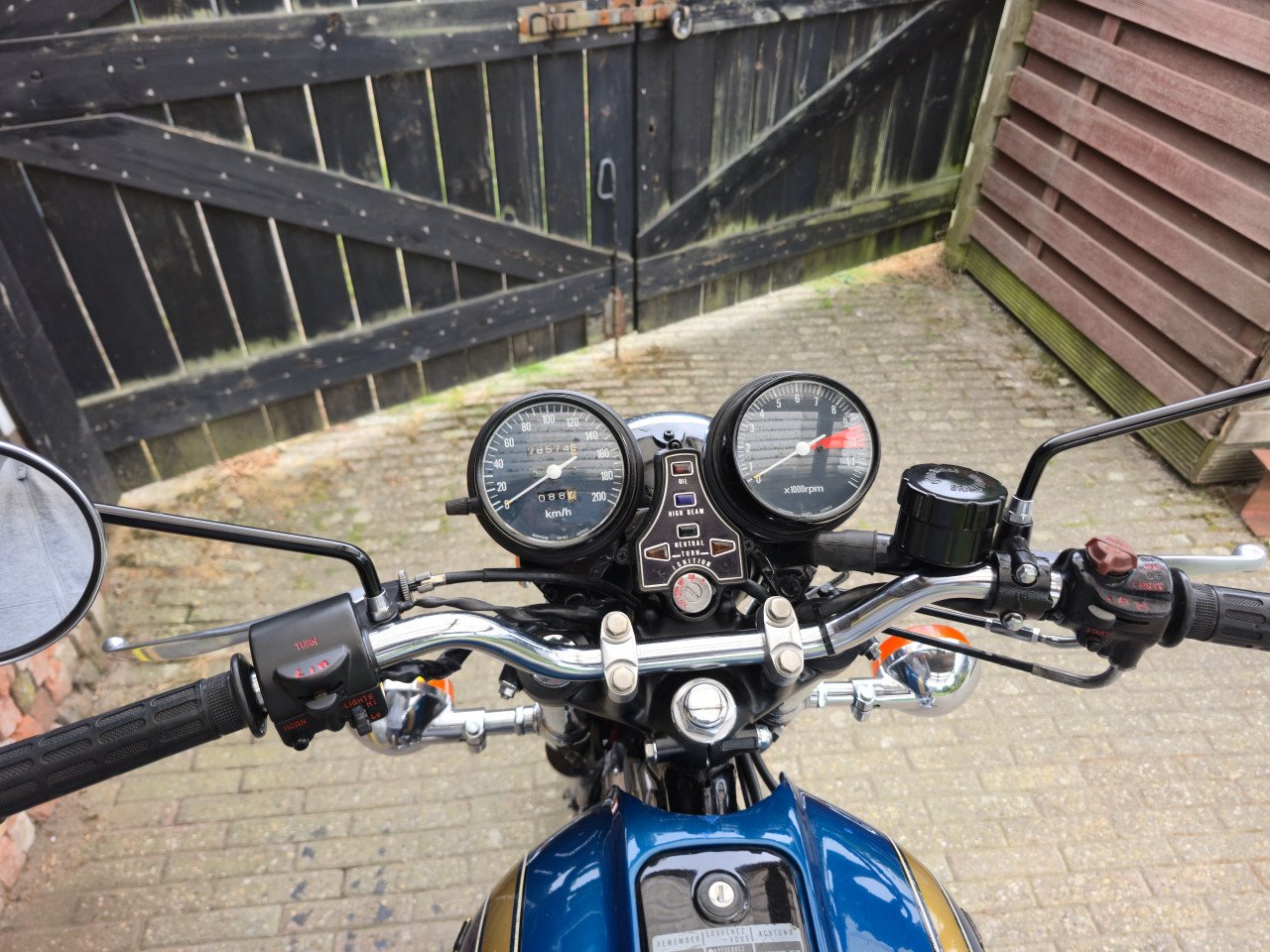 Honda cb550 four 1977 blauw kompleet gereviseerd.