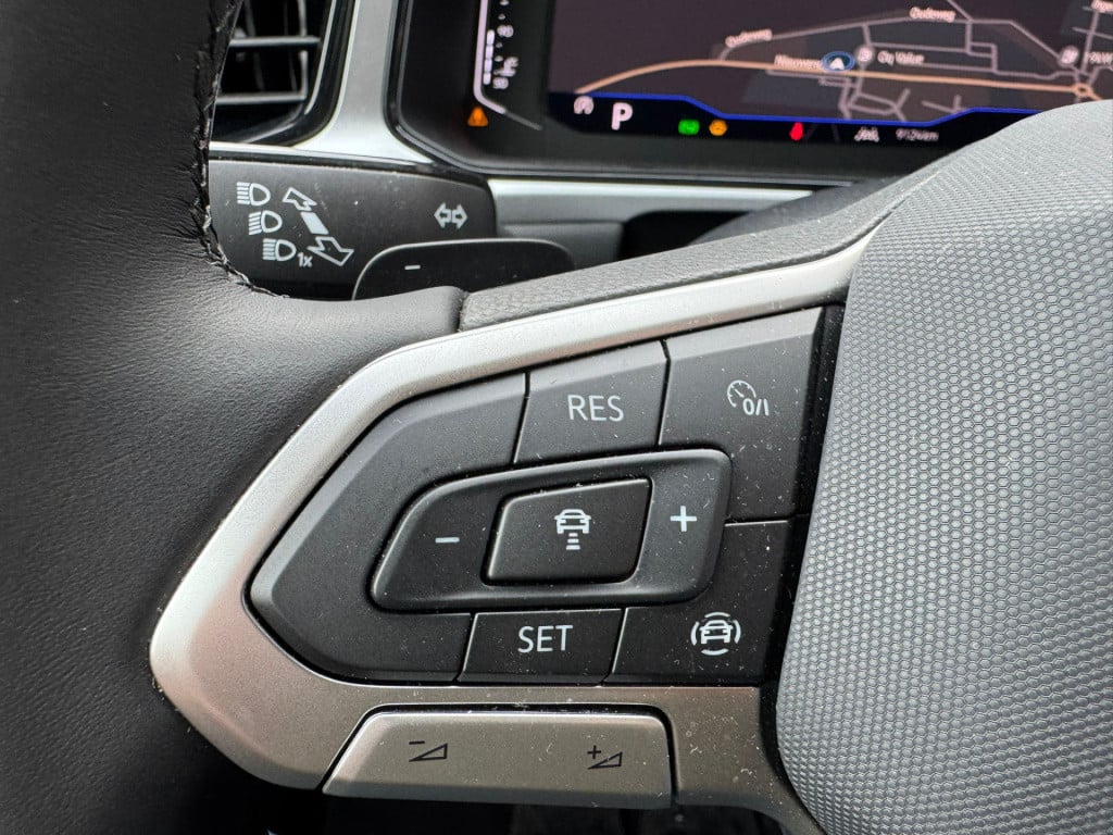 Volkswagen T-roc 1.5 tsi life edition