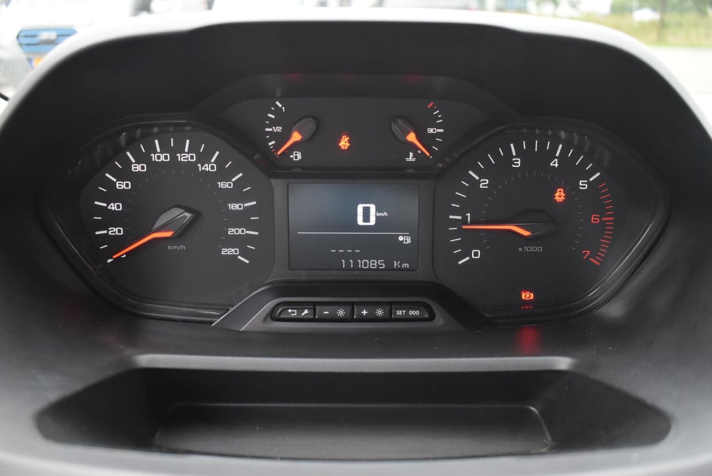 Peugeot Partner 1.5 bluehdi premium long | trekhaak | cruise control | navi