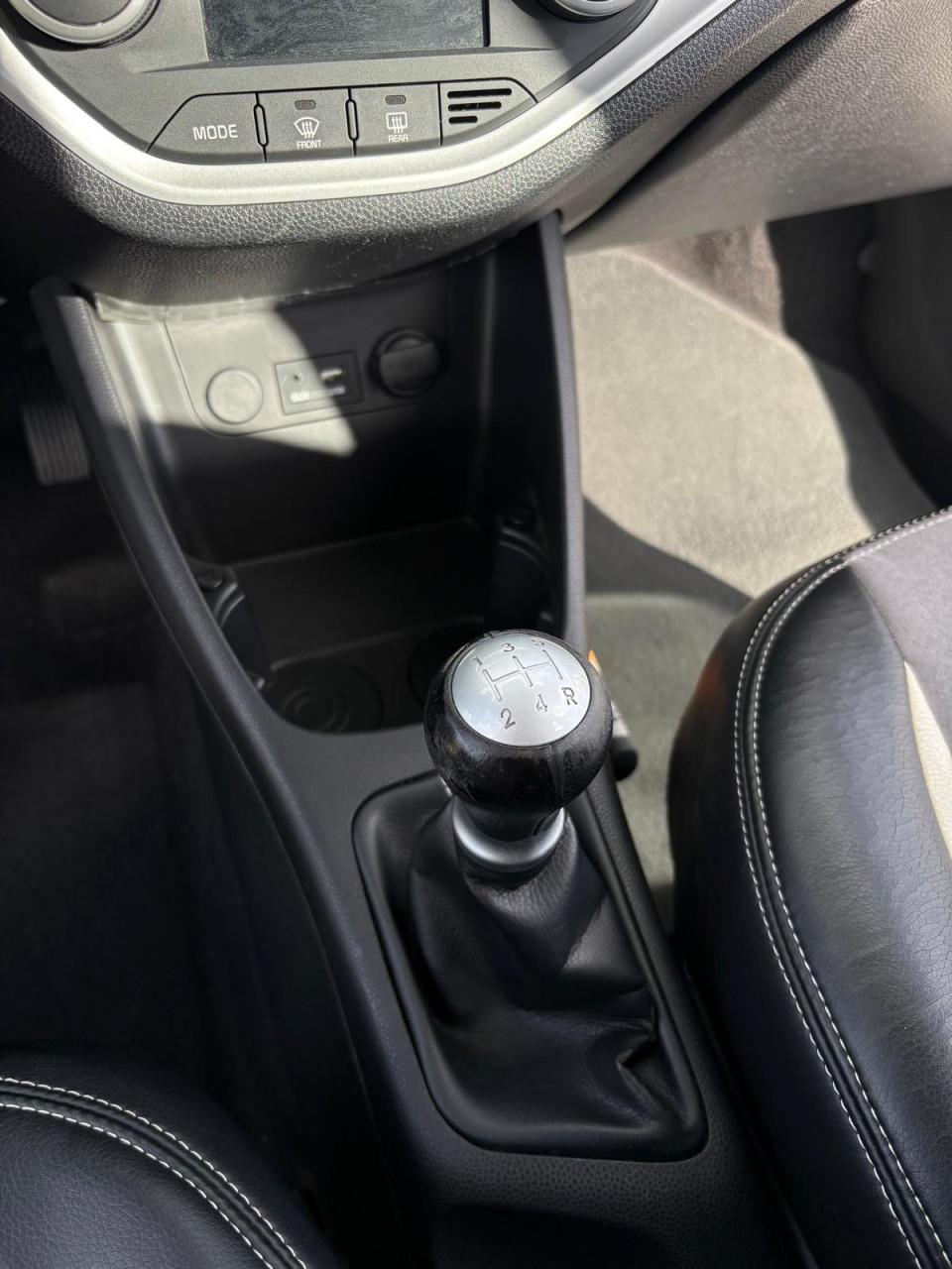 Kia picanto 2016 1.0 DynamicLine CarPlay