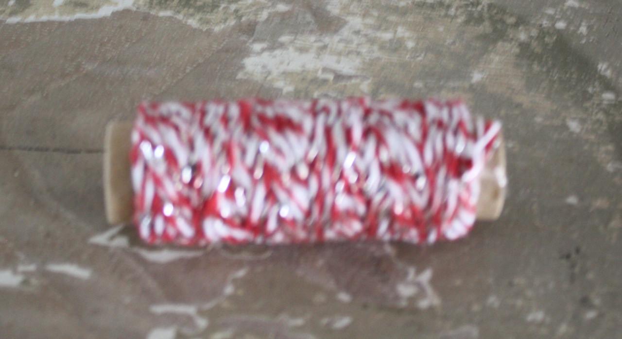 Rolletje rood bak draad