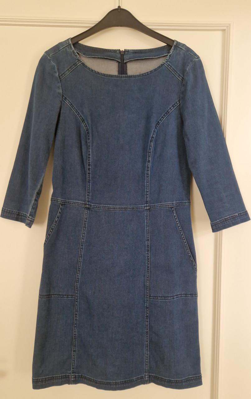 Diverse damesjurkjes