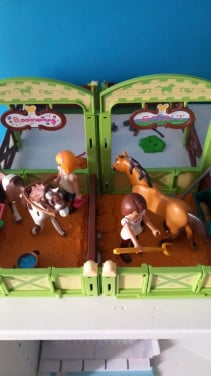 Playmobil spirit paardenverblijf setnr 9478+9480