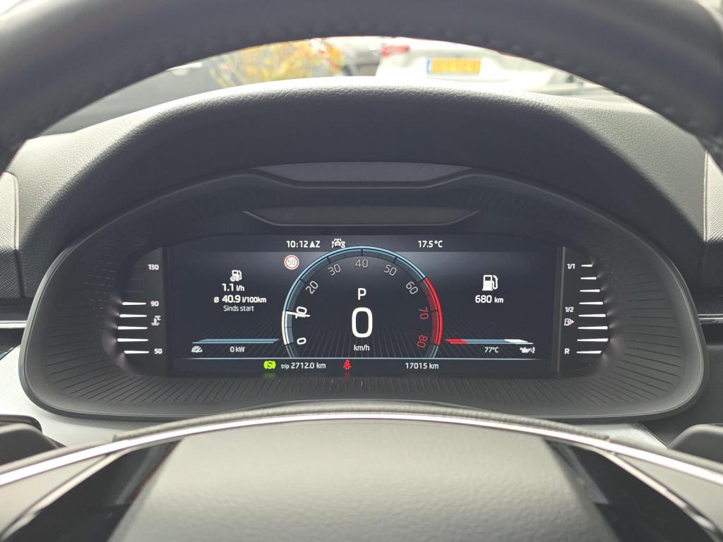 Skoda Kamiq 1.0 tsi selection virtual cockpit carplay navigatie pdc v+a sto