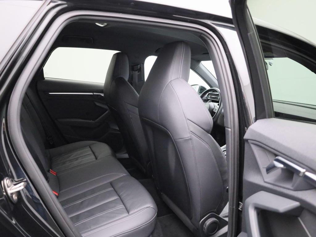 Audi A3 sportback 30 tfsi s edition | automaat | 2x s-line | vlak stuur | n