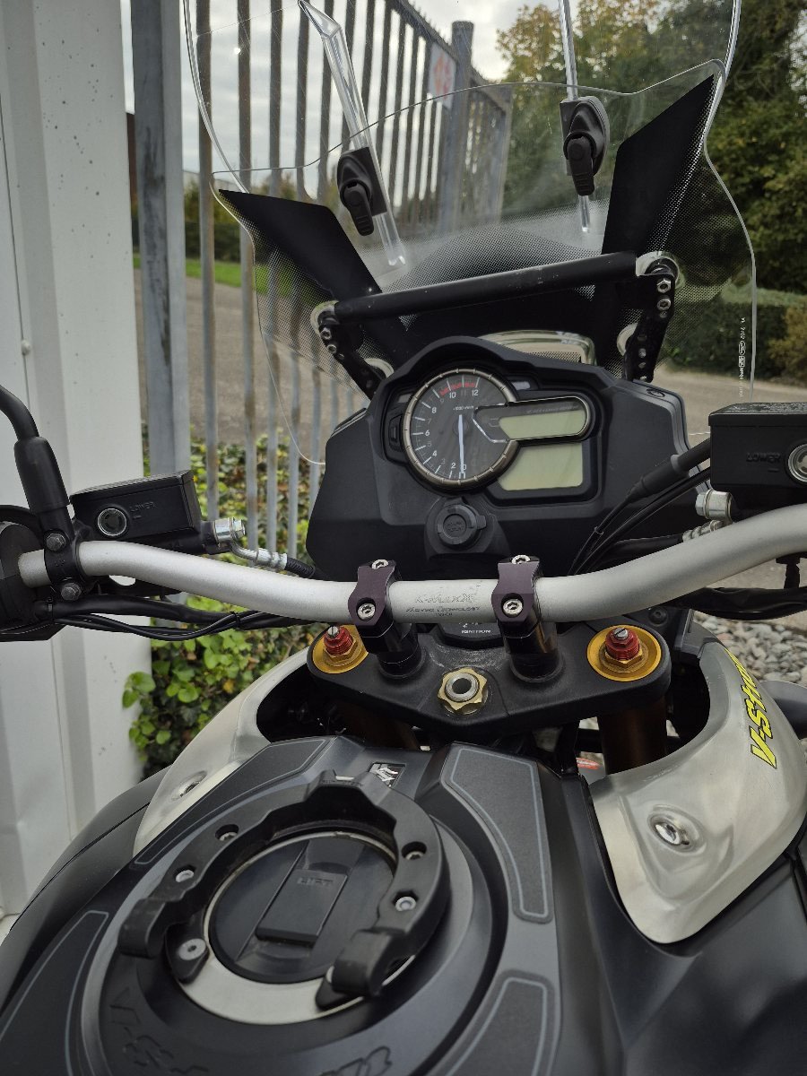 Suzuki VStrom DL1000A uit 2014, dikke Allroad motor