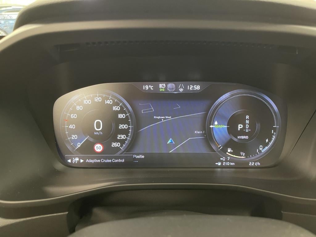 Volvo XC40 1.5 t5 recharge r-design | 360 camera | panoramadak | pilot ass.