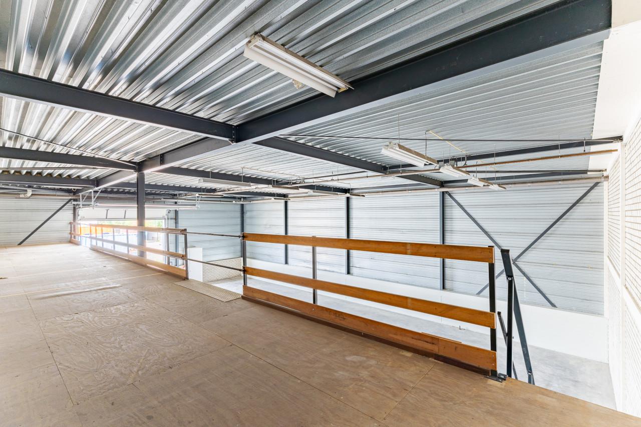 Bedrijfshal met buitenterrein te koop – Arnesteinweg 75 te Middelburg