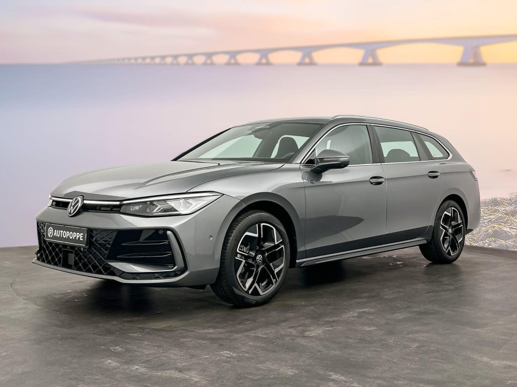 Volkswagen Passat r-line business variant (9) 1.5 110 kw / 150 pk e volkswa