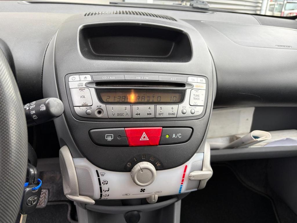 Toyota Aygo 1.0-12v +/apk/129.000/airco/centraal/