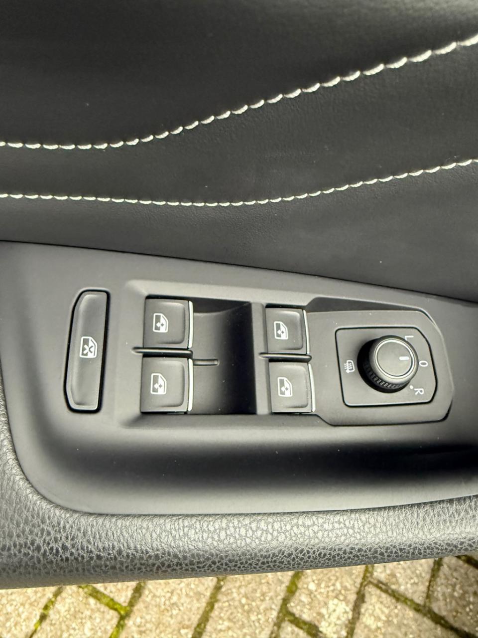 Volkswagen Passat variant 1.4 tsi phev gte business