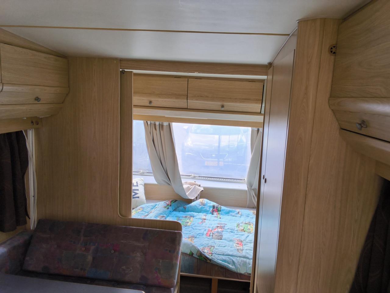 Caravan Beyerland 430 md met voortent