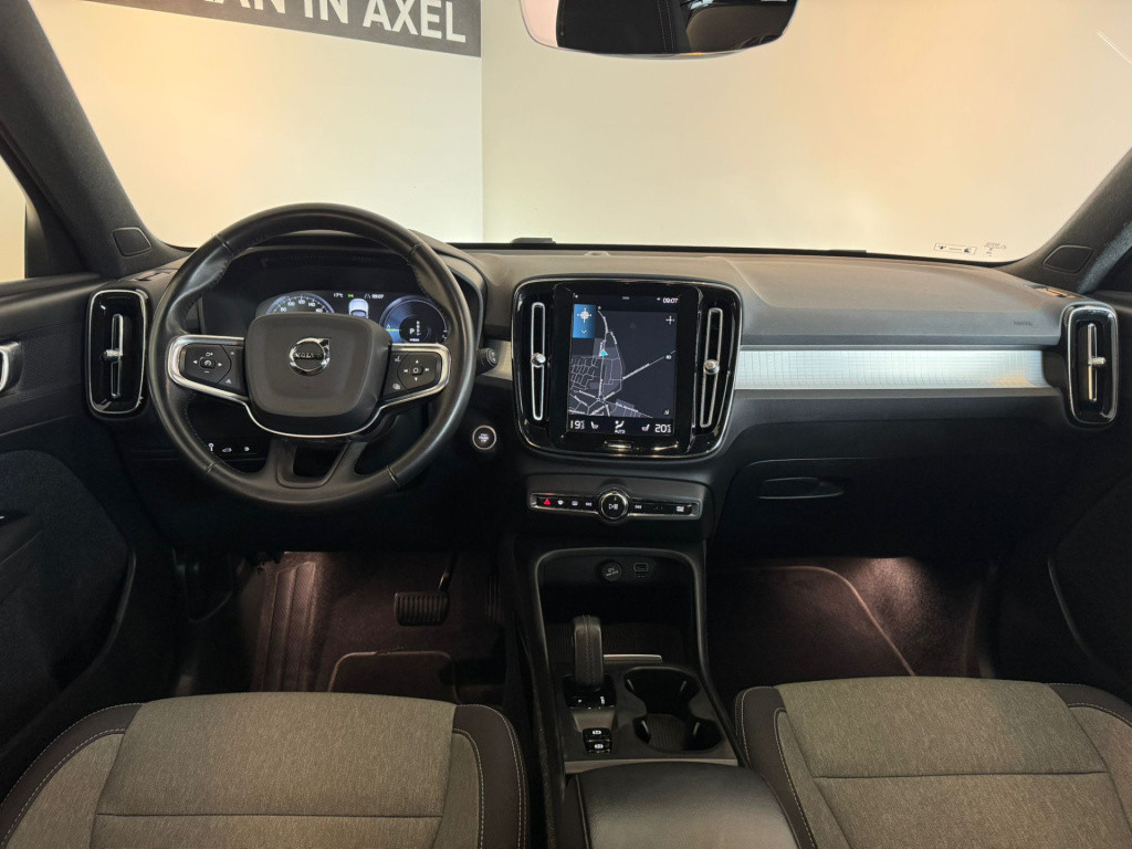 Volvo XC40 1.5 t4 recharge inscription expression