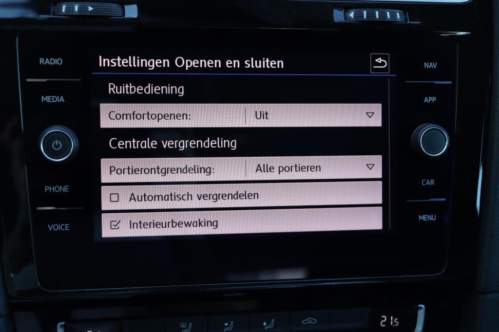 Volkswagen Golf 1.5 tsi highline 130pk dsg7