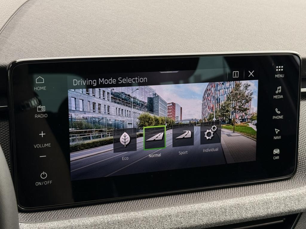 Skoda Scala 1.0 tsi business edition | stoel/stoelverwarming | dab | cruise