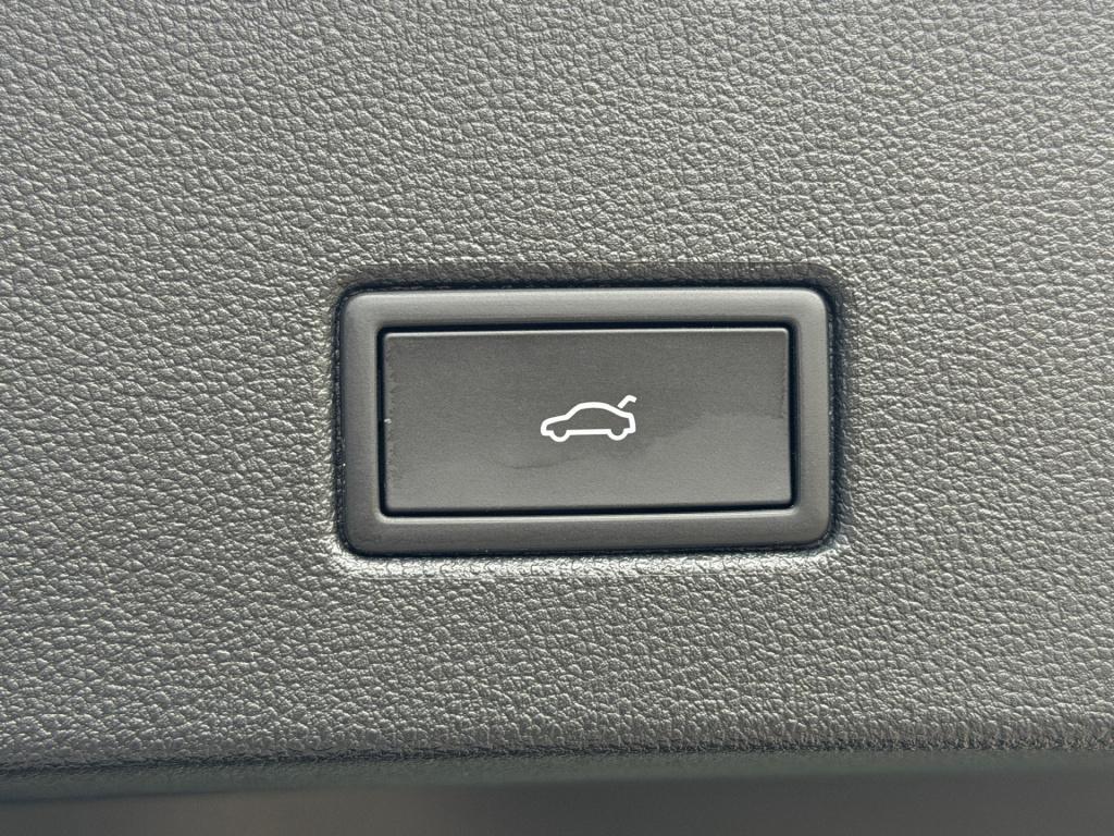 Volkswagen T-roc 1.5 tsi 150pk dsg r-line | camera | keyless | elek. achter