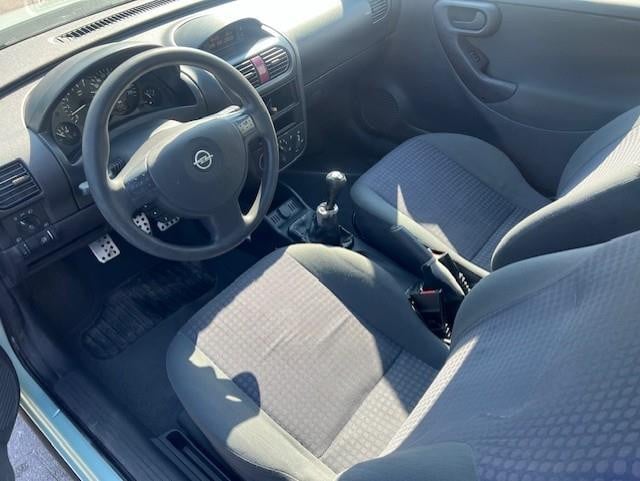 Opel Corsa 1.2-16v comfort