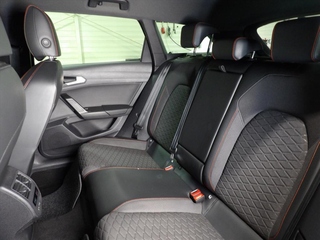 Seat Leon sportstourer 1.5 etsi 150pk dsg-7 fr business intense