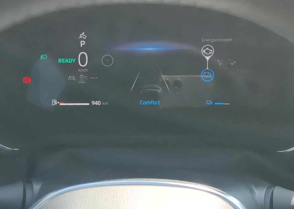 Renault Captur 1.6 e-tech full hybrid 145 techno