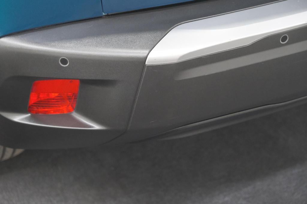 Peugeot E-2008 ev allure avantage 54 kwh | 98% soh | 11 kw lader | apple ca