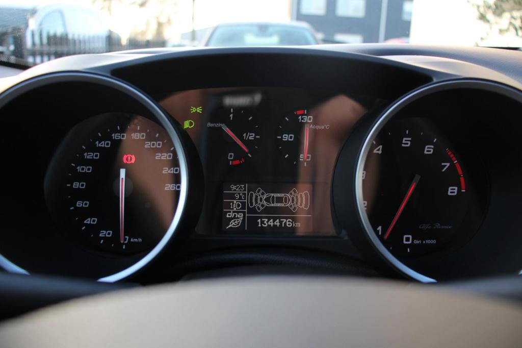 Alfa Romeo Giulietta 1.4 turbo super - blu misano - dab - navi - pdc - crui