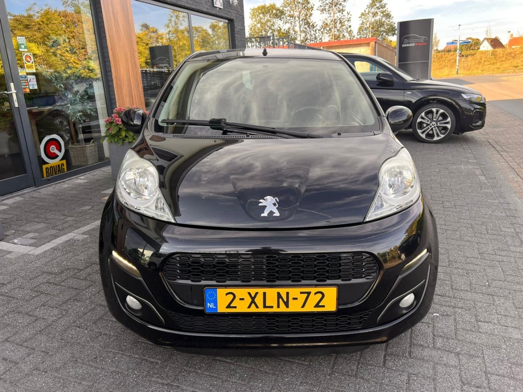 Peugeot 107 1.0 première