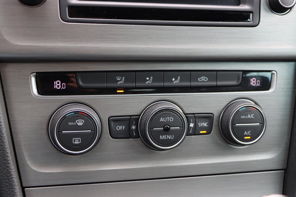 Volkswagen Golf variant 1.0 tsi connected series