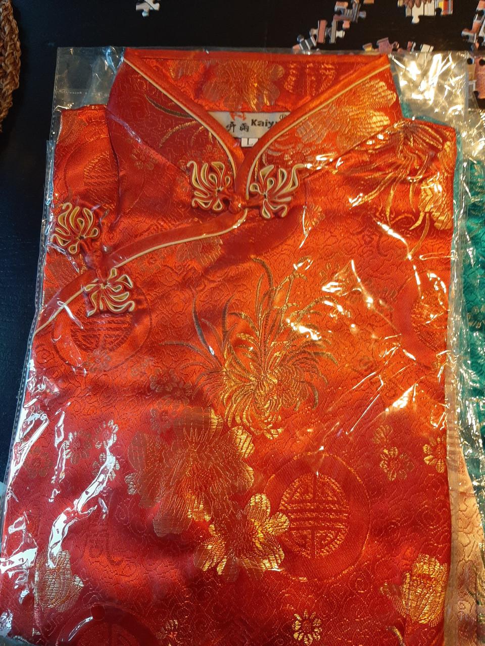 Te koop Chinese kleding jasjes ook leuk voor Carnaval