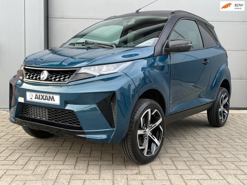 Aixam Crossover brommobiel suv met abs en reservewiel