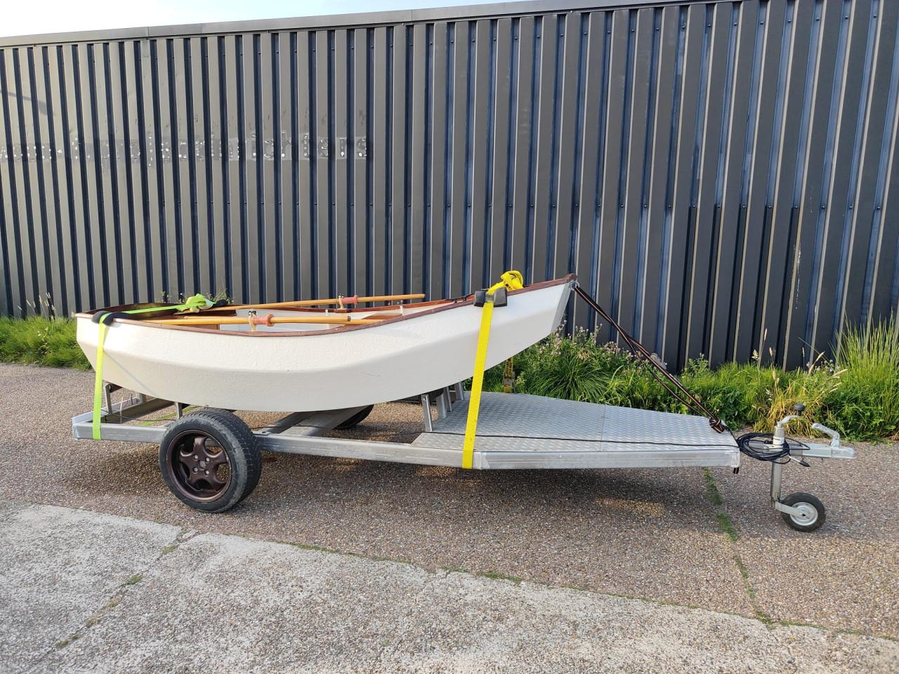 Mooie sloep / roei boot