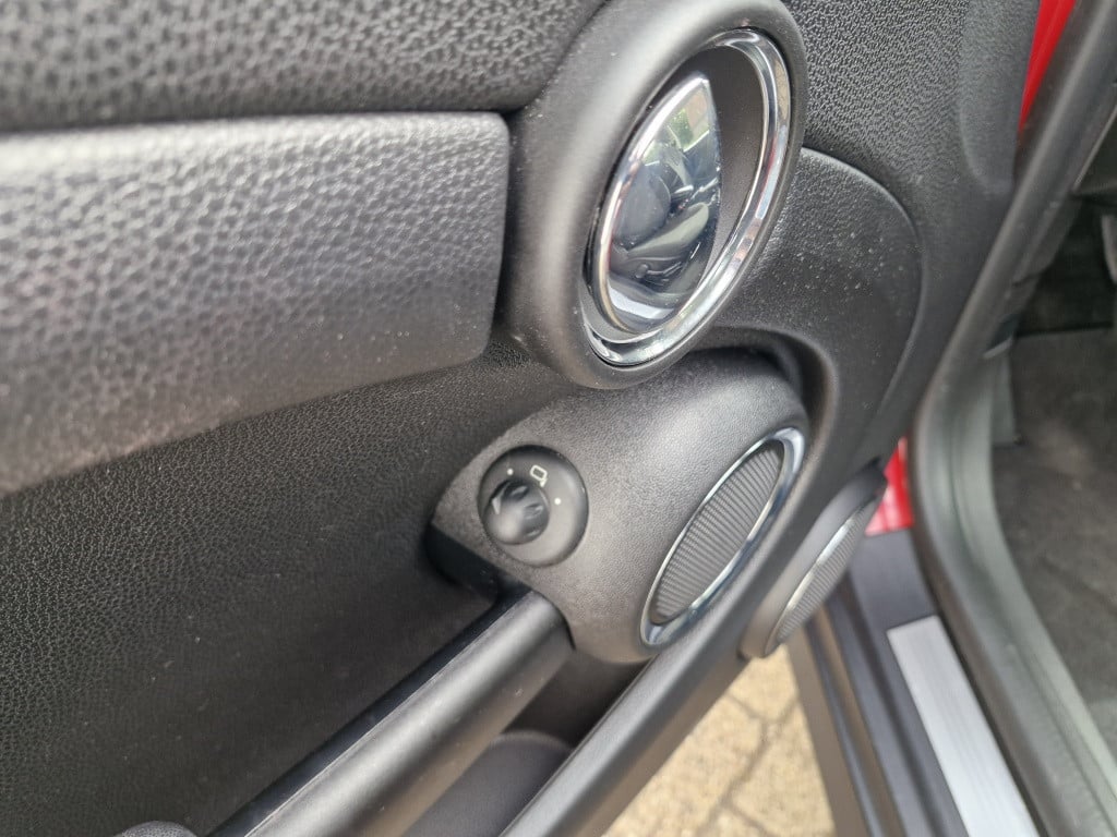 Mini Cooper mini 1.6 123 pk pepper