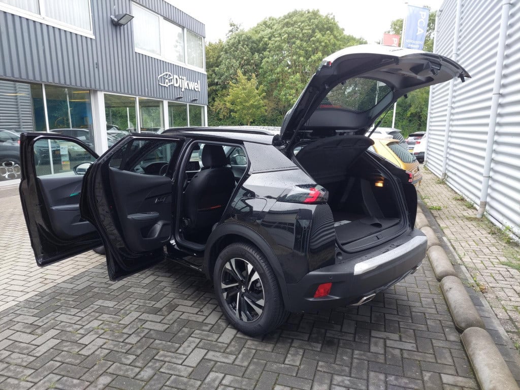 Peugeot 2008 suv 130 eat8 allure automaat nav/cam/clima