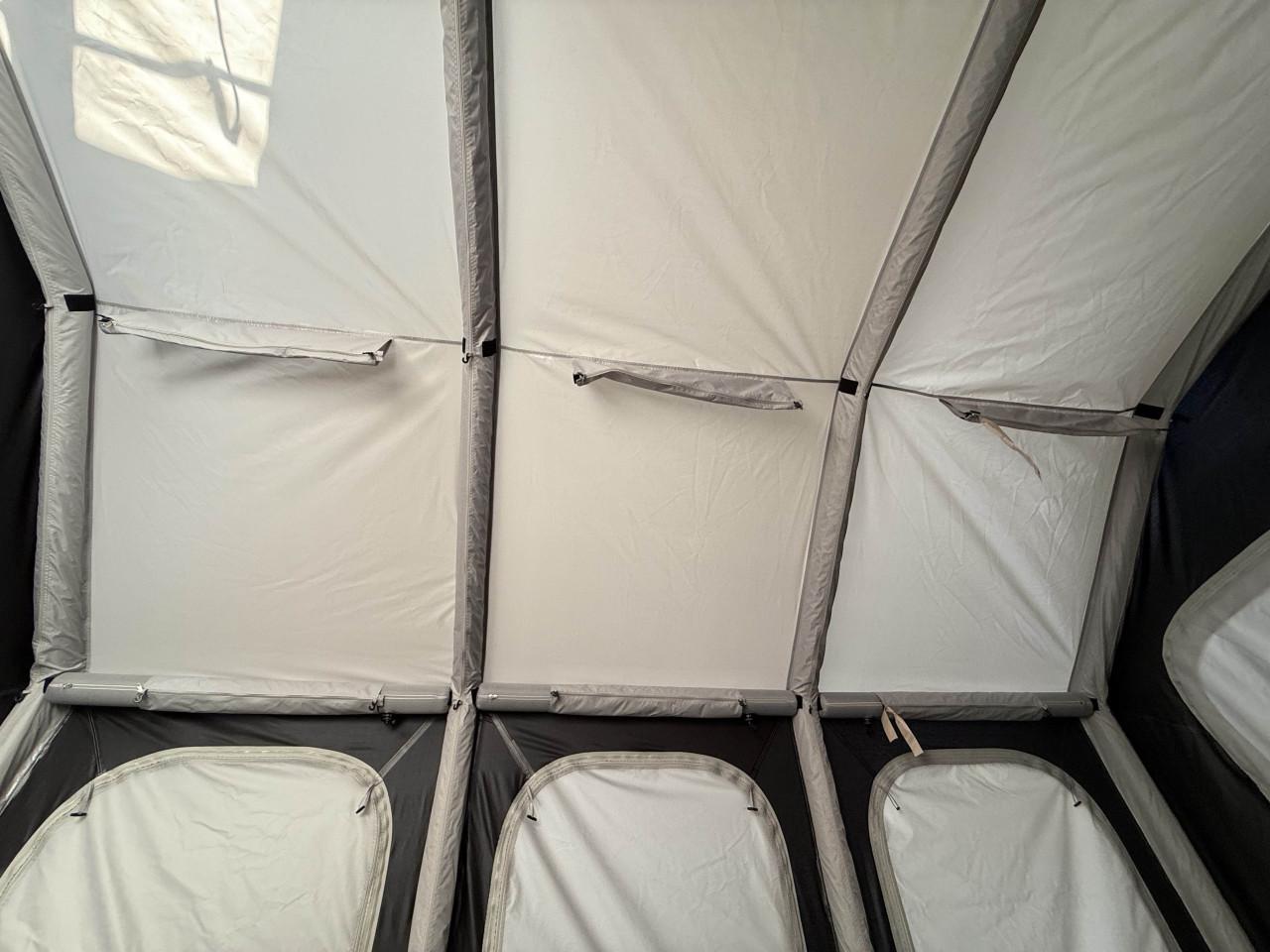 Te koop splinternieuwe vier seizoenen voortent