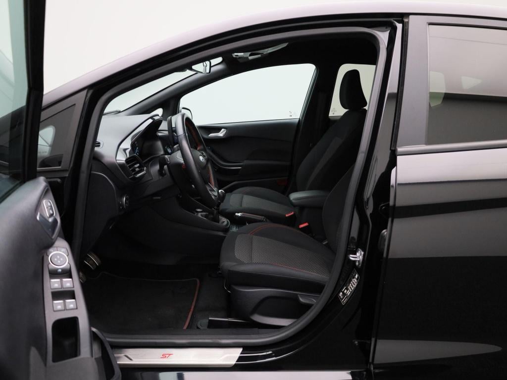 Ford Fiesta 1.0 ecoboost st-line | cruise control | climate control | winte