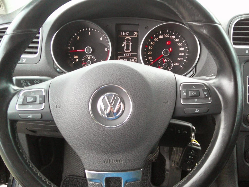 Volkswagen Golf variant 1.6 tdi trendline bluemotion