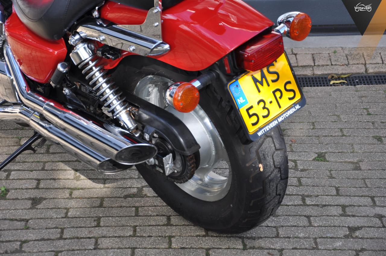Honda Magna 750