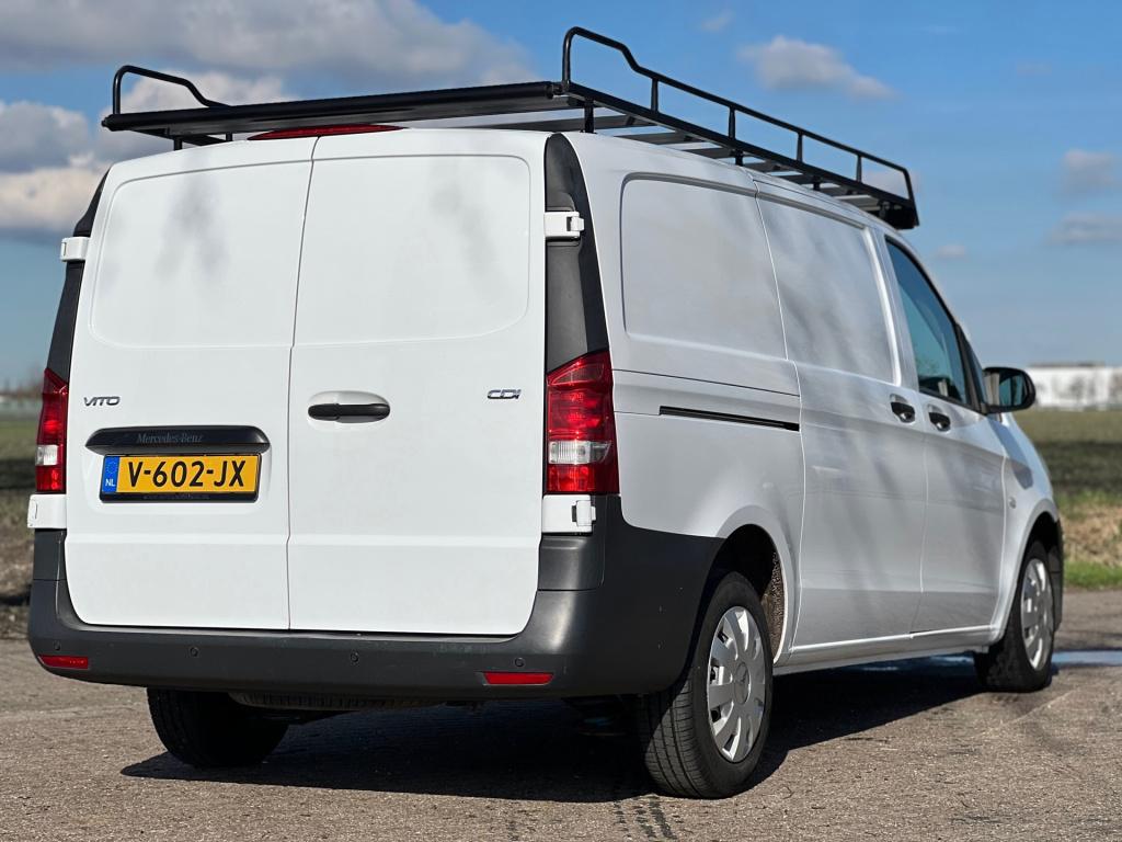 Mercedes-Benz Vito 111 cdi functional lang // kastinrichting