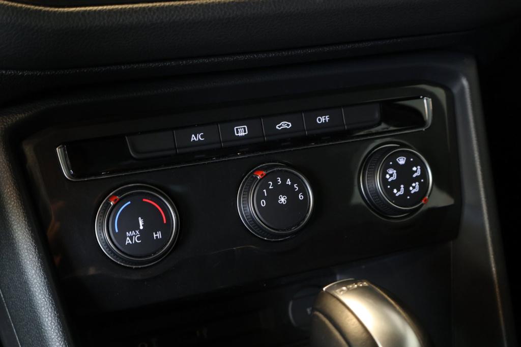 Volkswagen Tiguan 1.4 tsi act connected series, carplay, cruise contr, all 