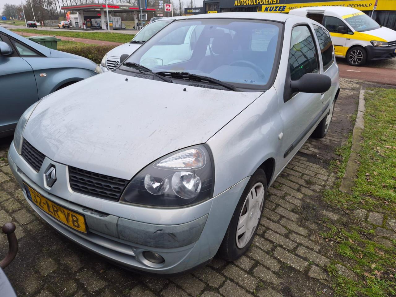 Renault Clio II 1.2-16V  Apk 28-1-2027
