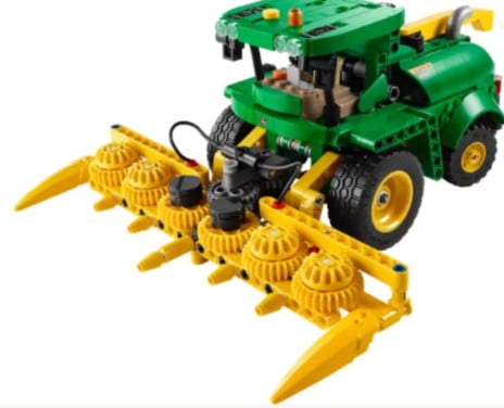 Lego Technic: John Deere 9700 Forage Harvester 42168