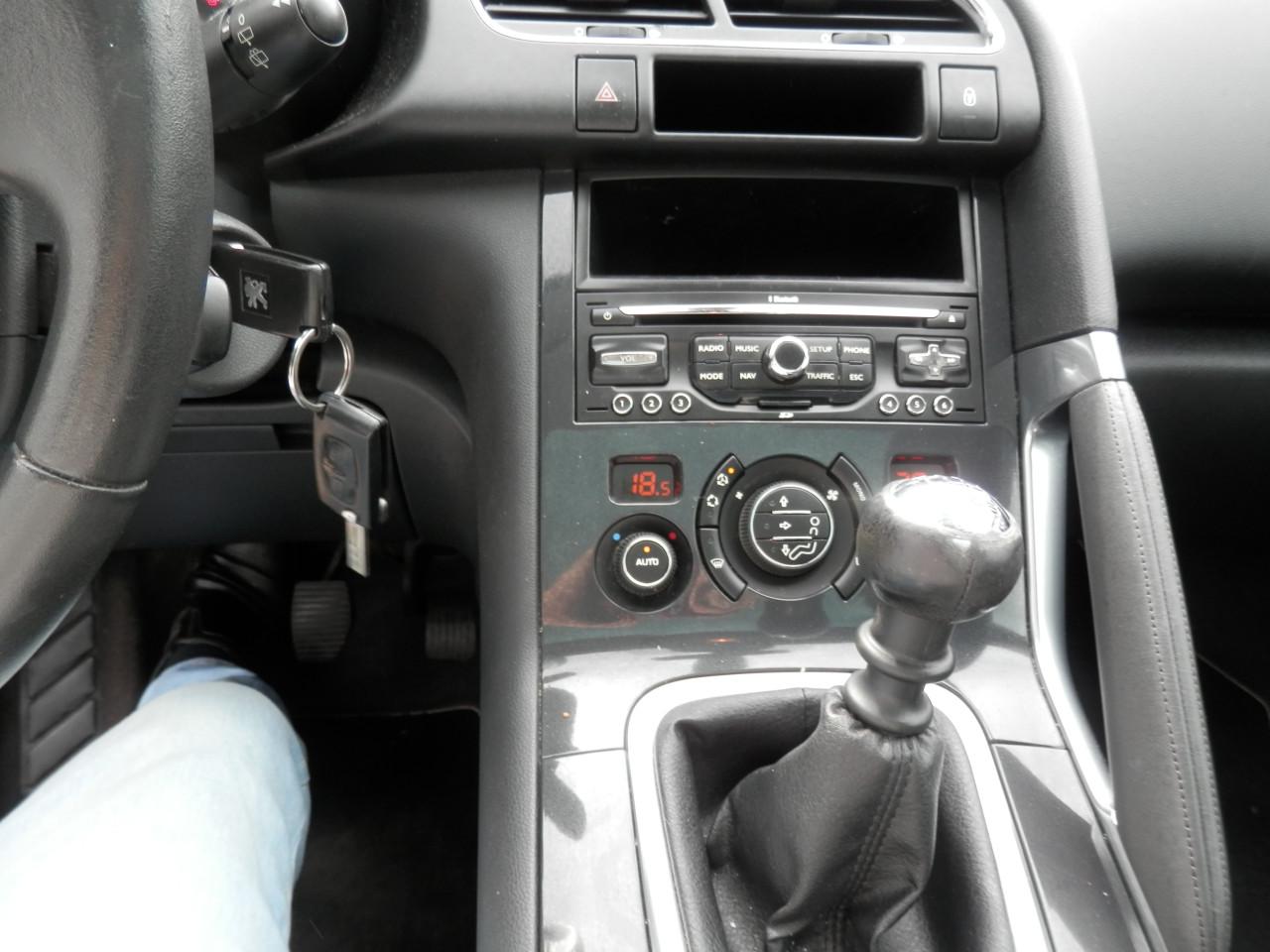 Auto Garant Biedt Aan: Peugeot 3008 1.6 THP ST