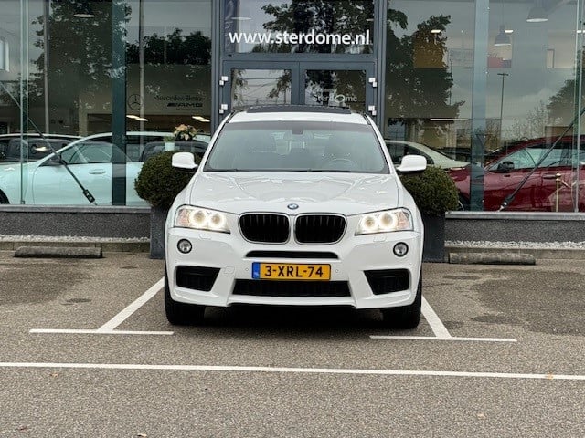 BMW X3 xdrive20i high executive l m line sportpakket l panoramadak l leder 