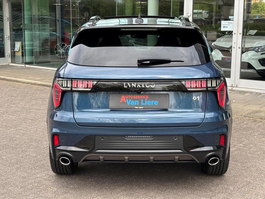 Lynk & Co 01 1.5td 261pk phev 7dcth| schuifdak|navi|my '23|1e eigenaar| rij