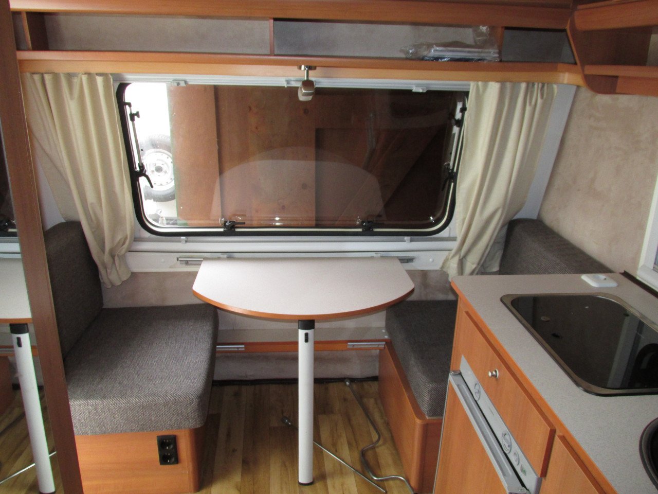 Caravan 2019 Niewiadow / Predom / Enka N126-N