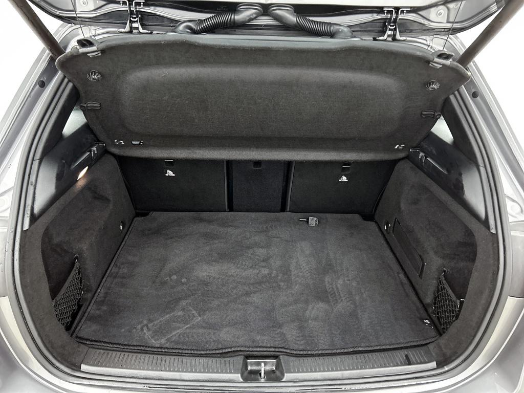 Mercedes-Benz B-Klasse 200 business solution plus | trekhaak | cruise contr