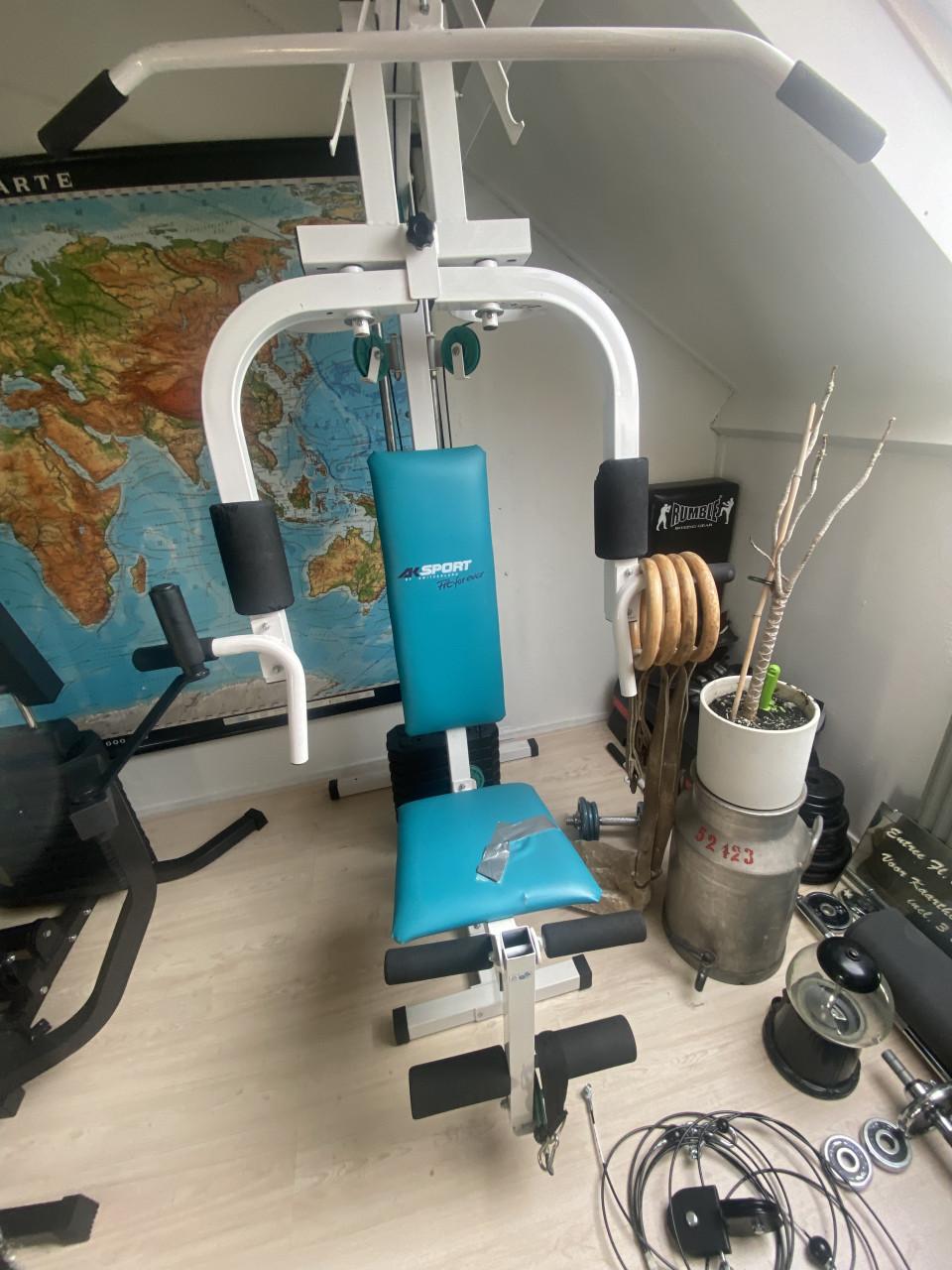 Krachtstation/ homegym
