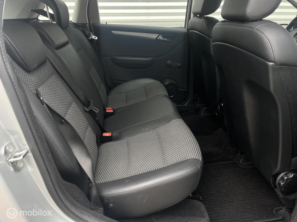 Mercedes-Benz B-Klasse 180 business class | orig. nl | trekhaak | apk