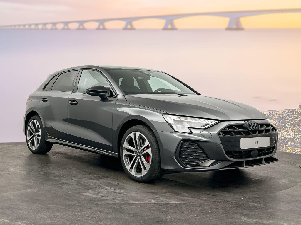 Audi A3 sportback s edition competition 45 tfsi e 180 kw / 245 pk sp